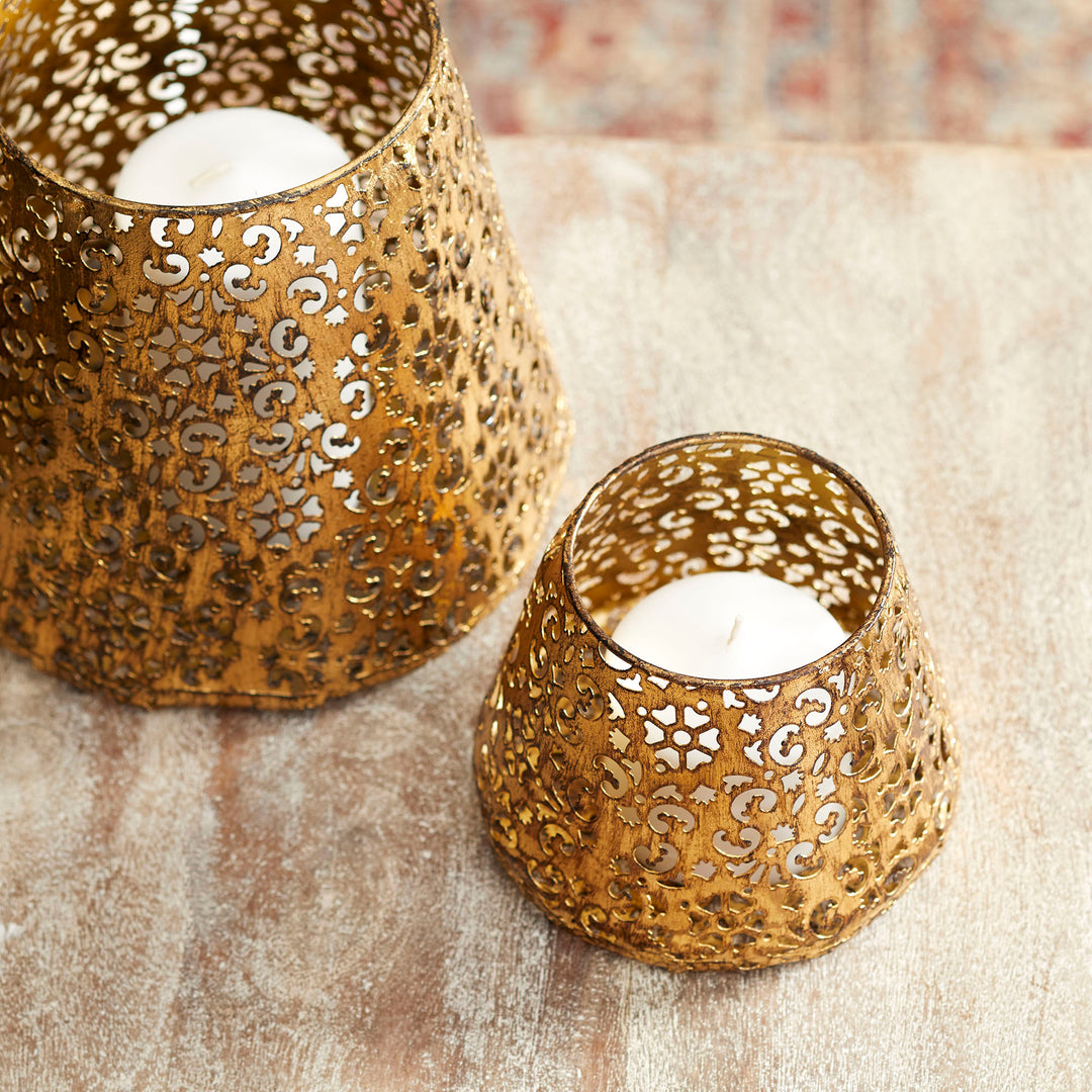 Filigree Dream Center | Small Decorative Centerpiece
