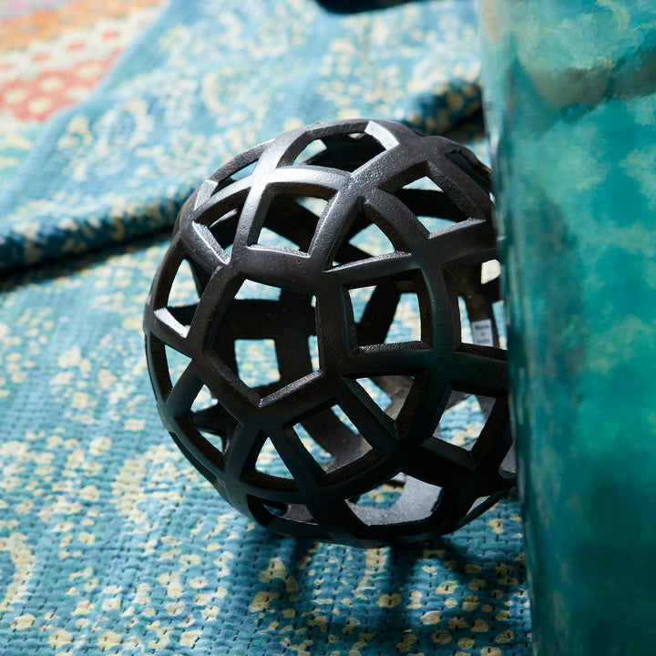 Shape Shifter Filler | Medium Decorative Vase Filler