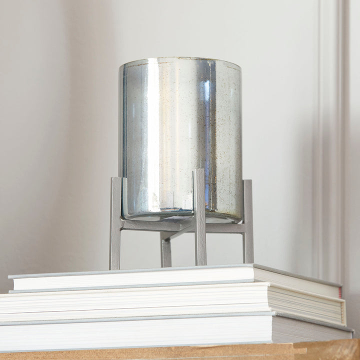Basil Candleholder | Small Modern Candleholder