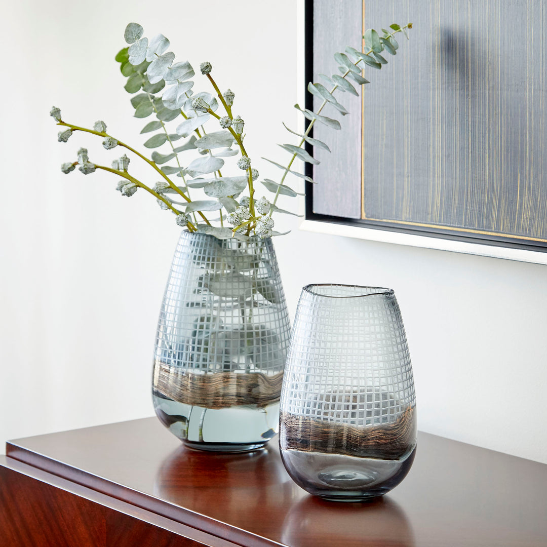 Axiom Vase | Small Elegant Vase