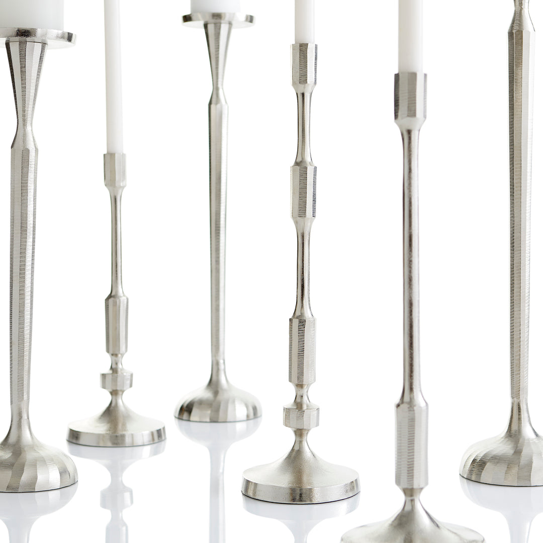 Reveri Candleholder | Medium Decorative Candleholder