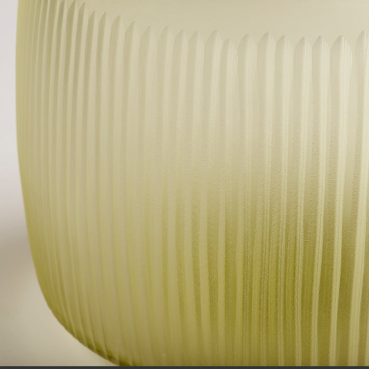 Sorrel Vase | Green-Medium | Medium Green Decorative Vase