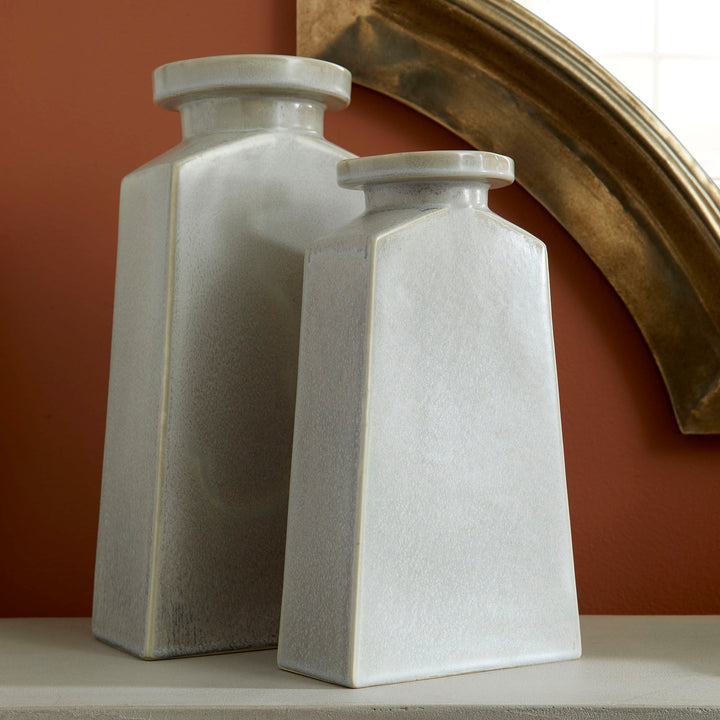 Santorini Vase | Small Elegant Vase